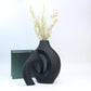 A Set Of Hugging Vase black Emma